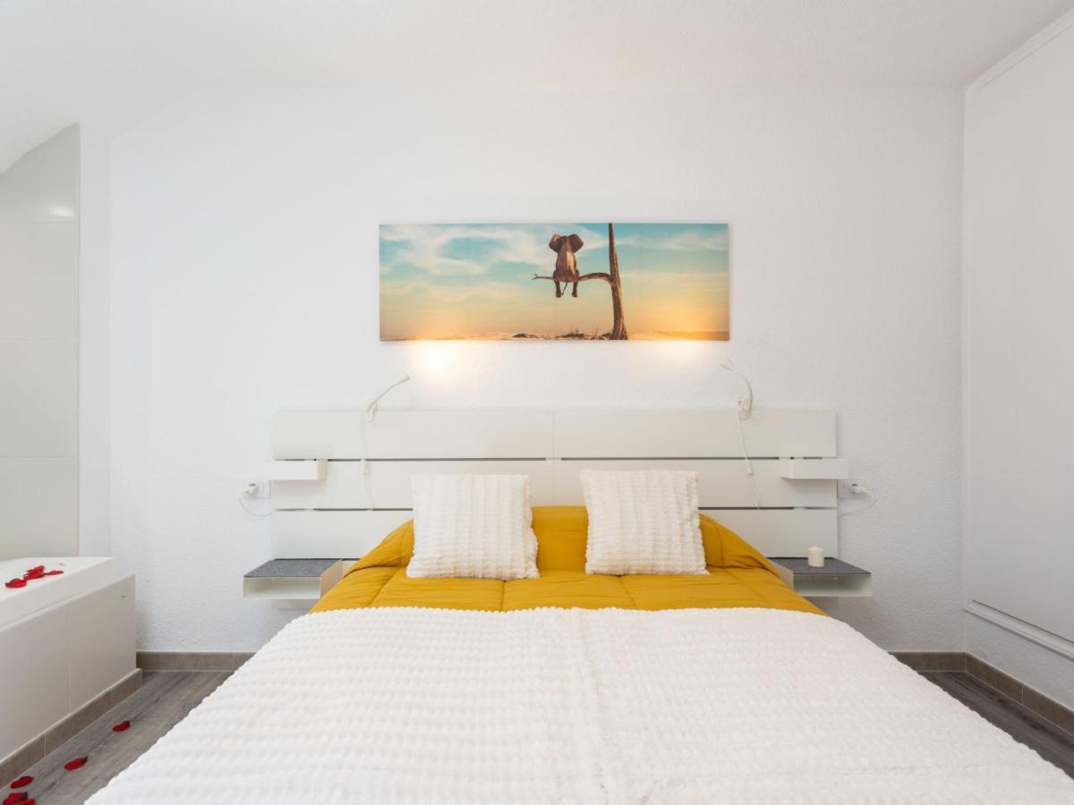 Apartment Deluxe Altemar By Interhome Playa de las Americas  Eksteriør bilde